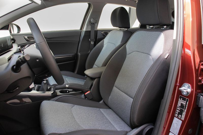 Kia XCeed 1.0 T-GDI GPF SPIN - fotka 13 z 16