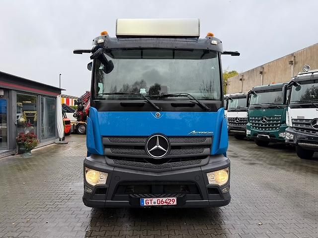 Mercedes-Benz Actros 2546 6x2 hák.natahovák MEILLER - fotka 4 z 15