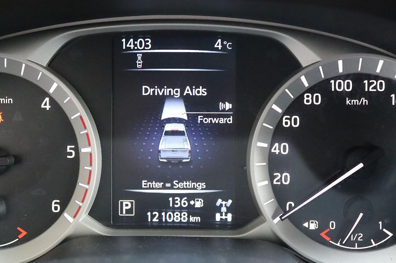Nissan Navara 2.3dCi 4X4 AT 140kW DPH - fotka 49 z 50