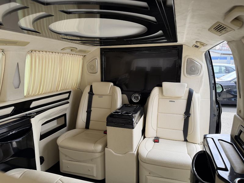 Mercedes-Benz Vito Maybach Edition - fotka 13 z 15