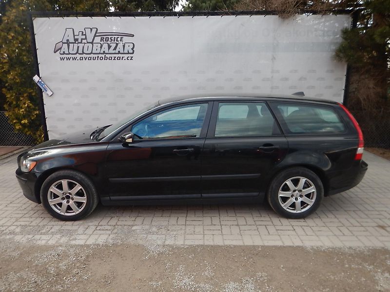 Volvo V50 2.0d 100 kw - fotografie inzerátu