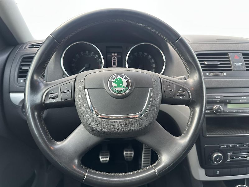 Škoda Yeti (2013) 2.0TDI ČR ser.knížka - fotka 19 z 28