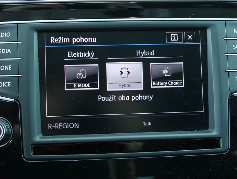 Volkswagen Passat (2017) Highline 1.4 GTE, Automat - fotka 22 z 24