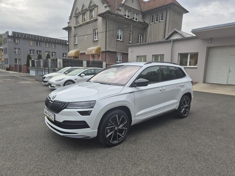 Škoda Karoq SPORTLINE 110kw 4x4 DSG   - fotka 2 z 47