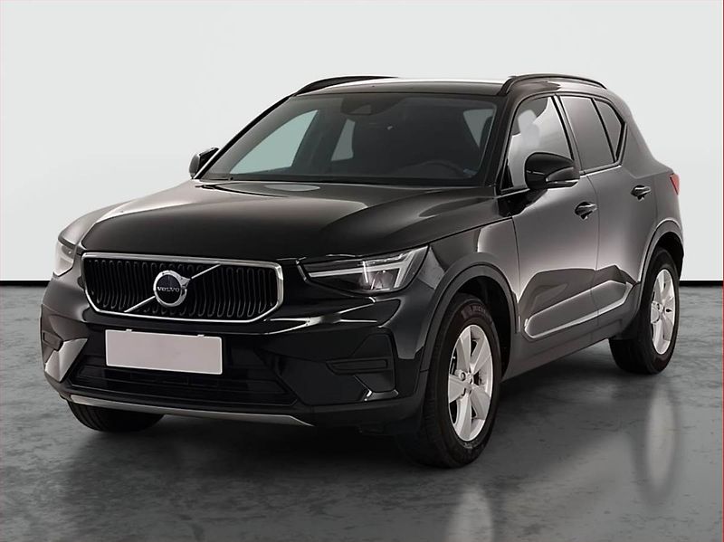 Volvo XC40 (2024) T2 - fotka 2 z 21