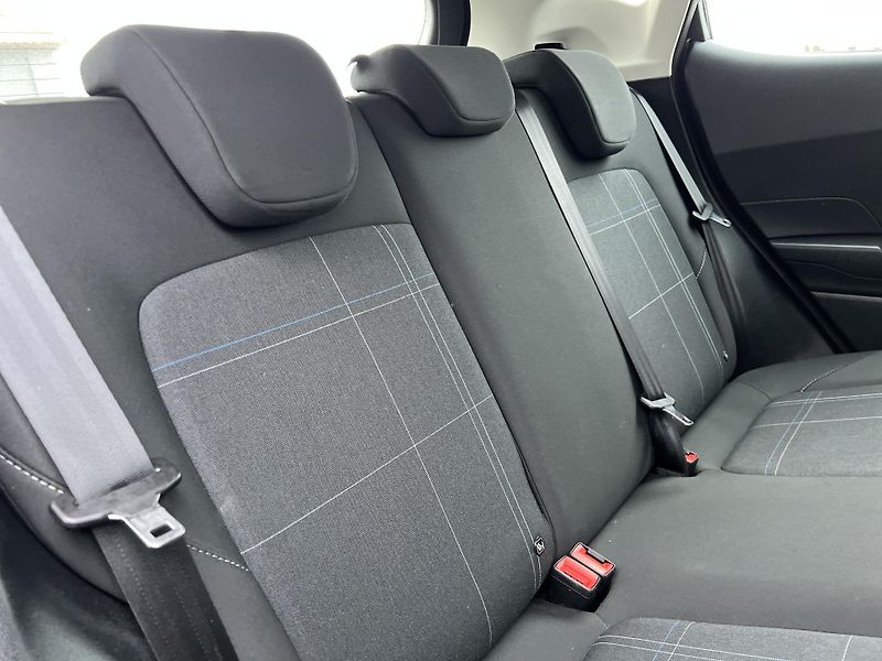 Ford Fiesta 1.0i KLIMA TEMPOMAT PŮVOD ČR - fotka 28 z 42