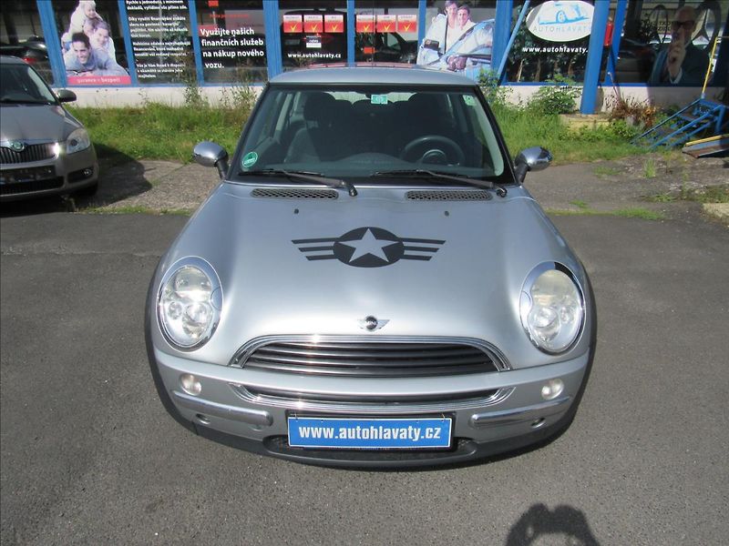 Mini One 1,6 i 66KW - fotka 2 z 24