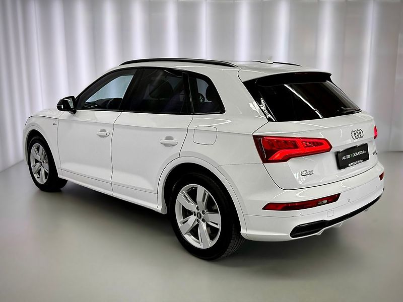 Audi Q5 2.0 PHEV QUATTRO S-LINE, PANO, - fotka 5 z 30