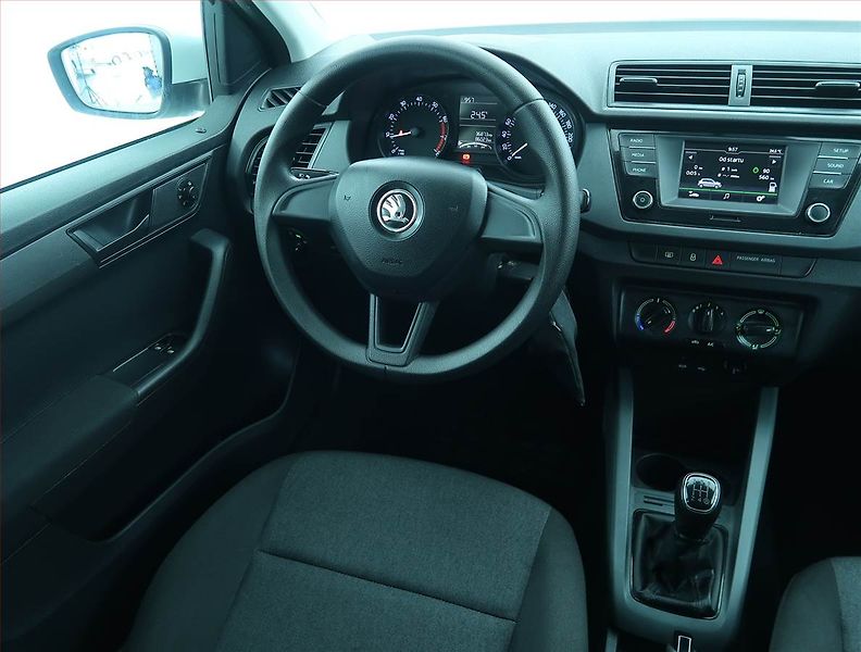Škoda Fabia (2018) 1.0 - fotka 7 z 16