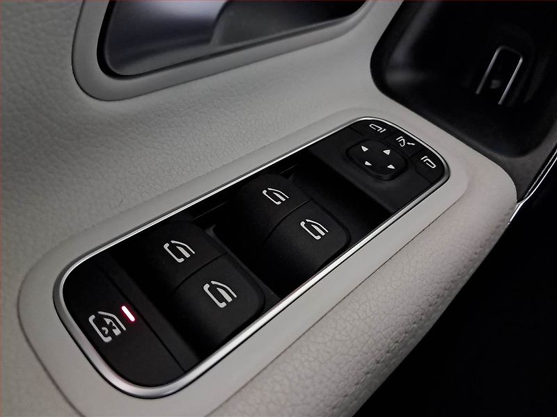 Mercedes-Benz CLA (2019) 35 AMG - fotka 16 z 20