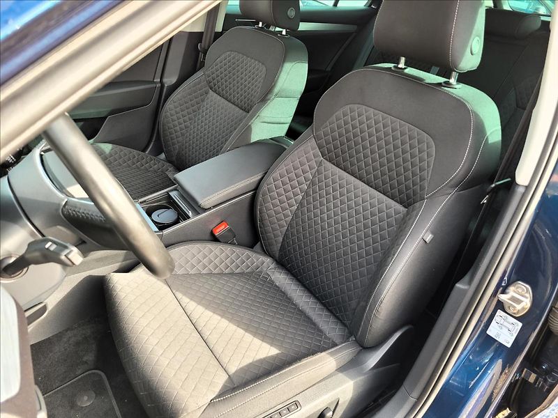 Škoda Superb 1,4 TSI,PHEV,DSG,LED,NAVI,VÝHŘ - fotka 8 z 47