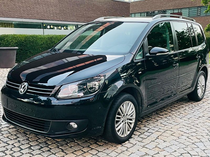 Volkswagen Touran 2.0TDI MANUÁL SENZORY VÝHŘEV - fotka 3 z 45