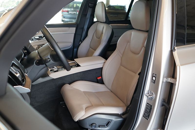 Volvo XC90 T8 ULTRA Bright, Masáž, Bowers - fotka 21 z 50