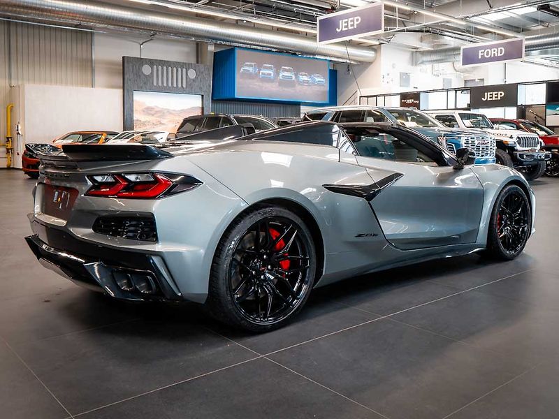 Chevrolet Corvette (2024) 5.5 C8 Z06 3LZ Convertible - fotka 8 z 38