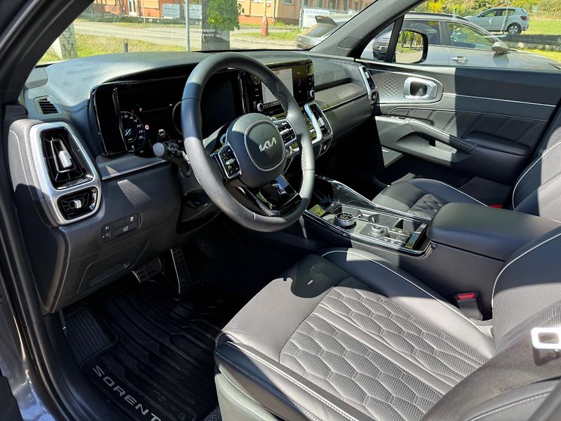 Kia Sorento 2.2 CRDi 142kw TOP 4x4 - fotka 6 z 12