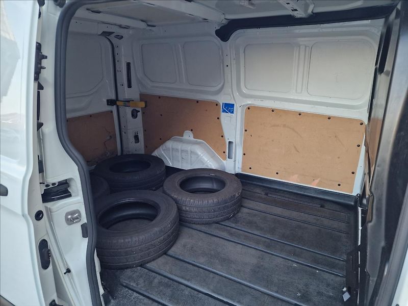 Ford Transit Custom 2.0TDCi Trend L1,ČR,1.Majitel - fotka 16 z 44