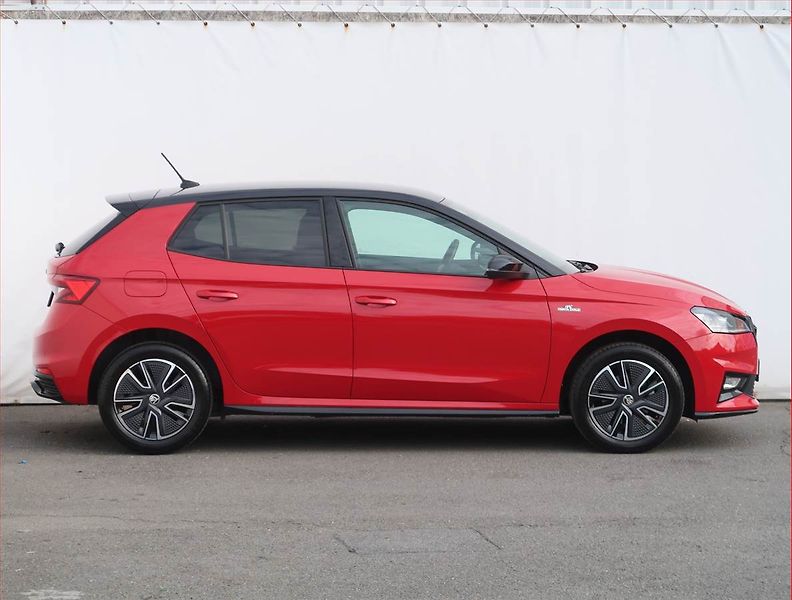 Škoda Fabia (2022) Monte Carlo 1.0 TSI - fotka 6 z 23