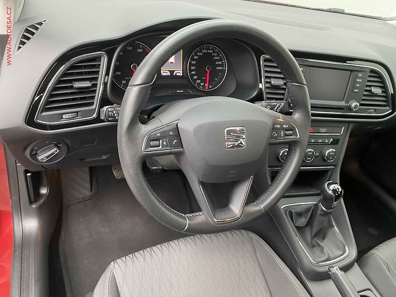 Seat Leon (2014) 1.2 TSi, Style, LED, navi - fotka 12 z 17