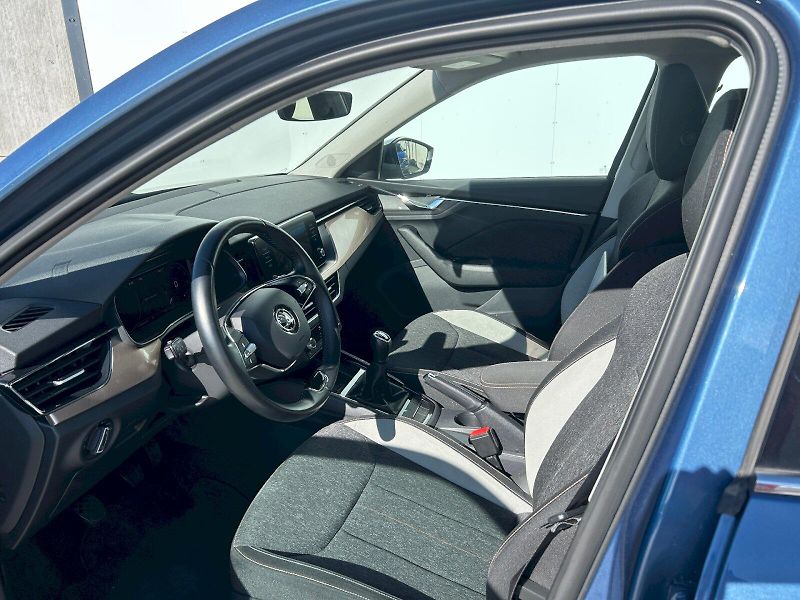 Škoda Kamiq (2021) STY TS 81/1.0 M6F - fotka 13 z 27