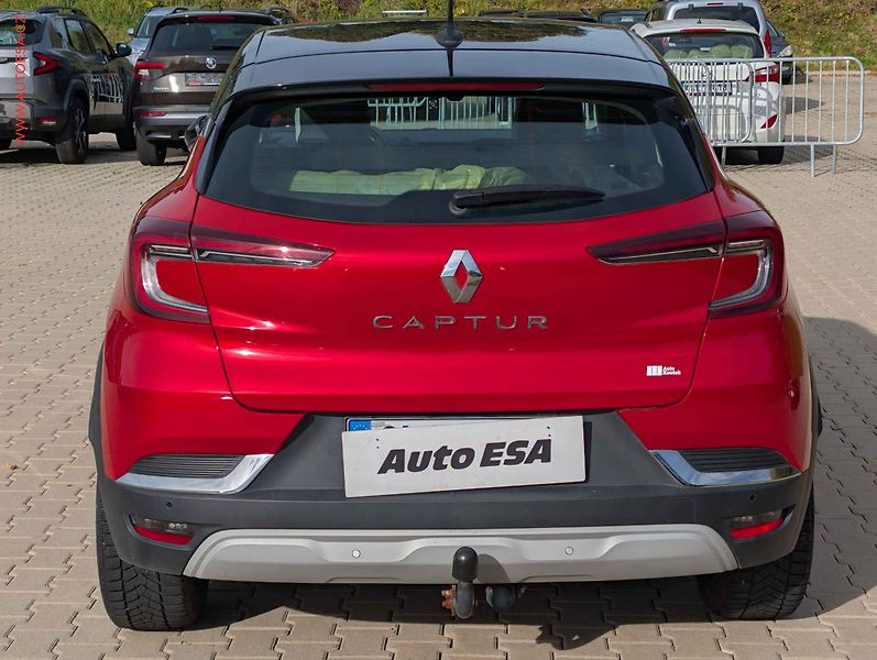 Renault Captur (2021) 1.0TCe, 1.maj,ČR, LED - fotka 5 z 20