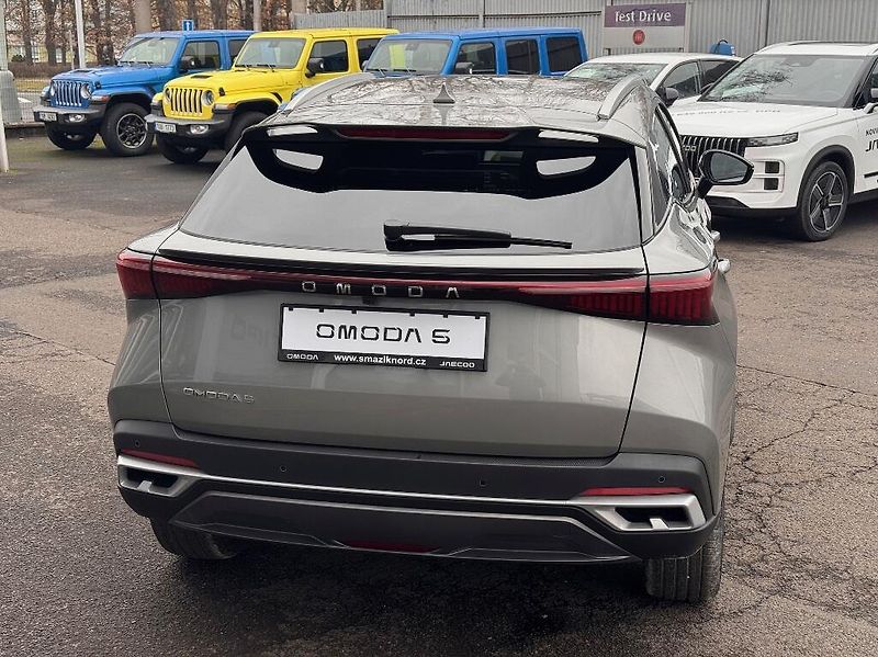 Omoda 5 (2026) 1,6 TGI 7AT Premium - fotka 9 z 49