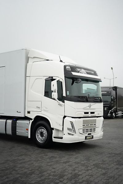 Volvo FM (2023) 430 / ACC / E 6 / KONTENER + W - fotka 27 z 45
