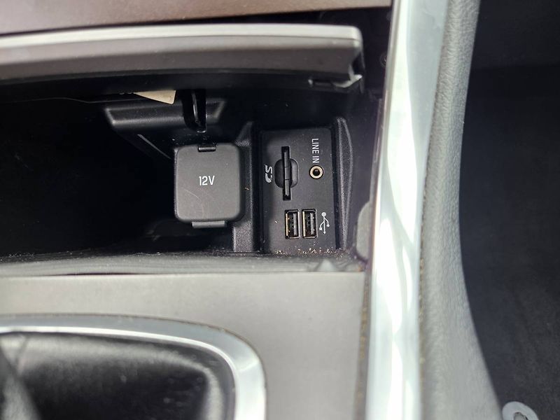 Ford Galaxy 2.0 TDCI Automat Titanium+ - fotka 24 z 43