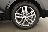 Volkswagen Touran (2018) 1.5 TSI, Navi, Park. senzory - náhled 11
