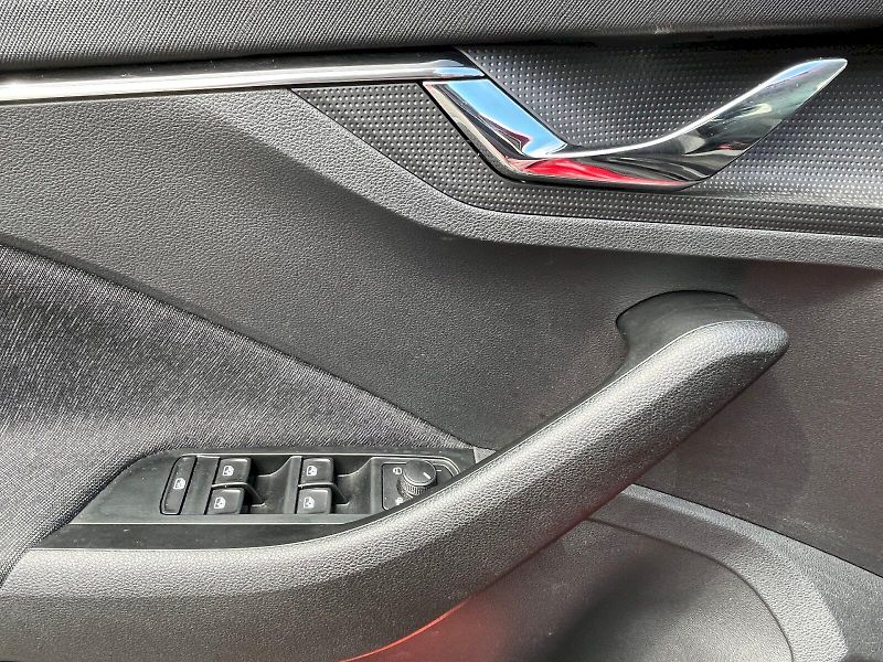 Škoda Kamiq (2022) 1.5 TSI 110 kW Style DSG - fotka 13 z 28