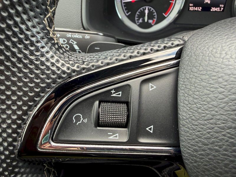 Škoda Karoq (2019) 1.5 TSI 110kW DSG SportLine - fotka 11 z 35