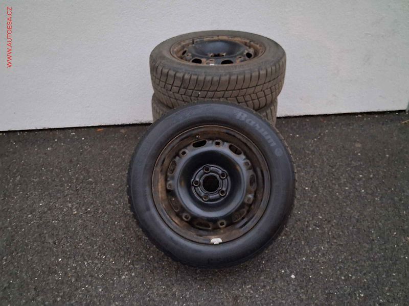 Volkswagen Polo (2006) 1.2i, ČR, STK5/28 - fotka 14 z 14