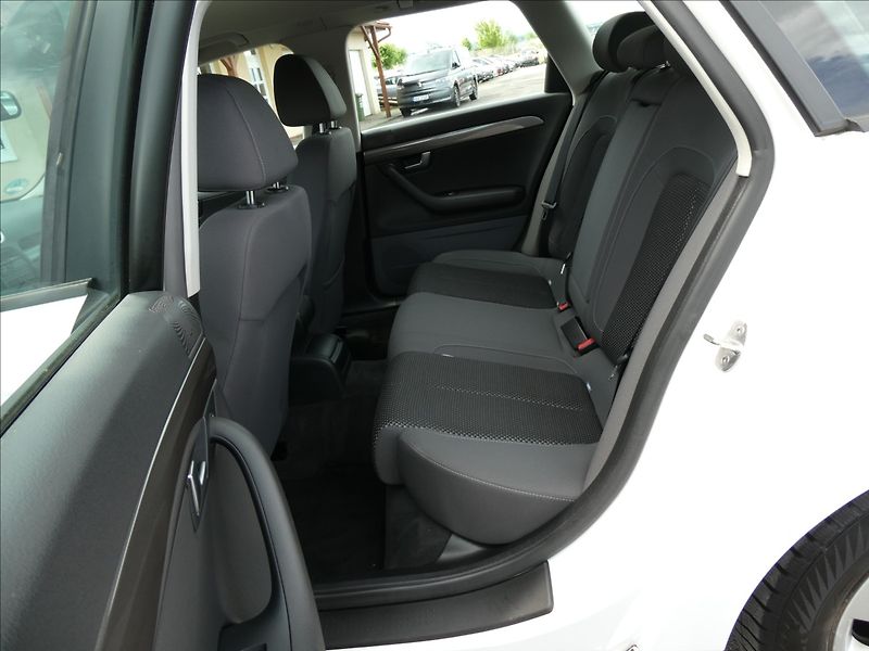 Seat Exeo 1,8 TSi 1.majitel, serviska - fotka 23 z 50