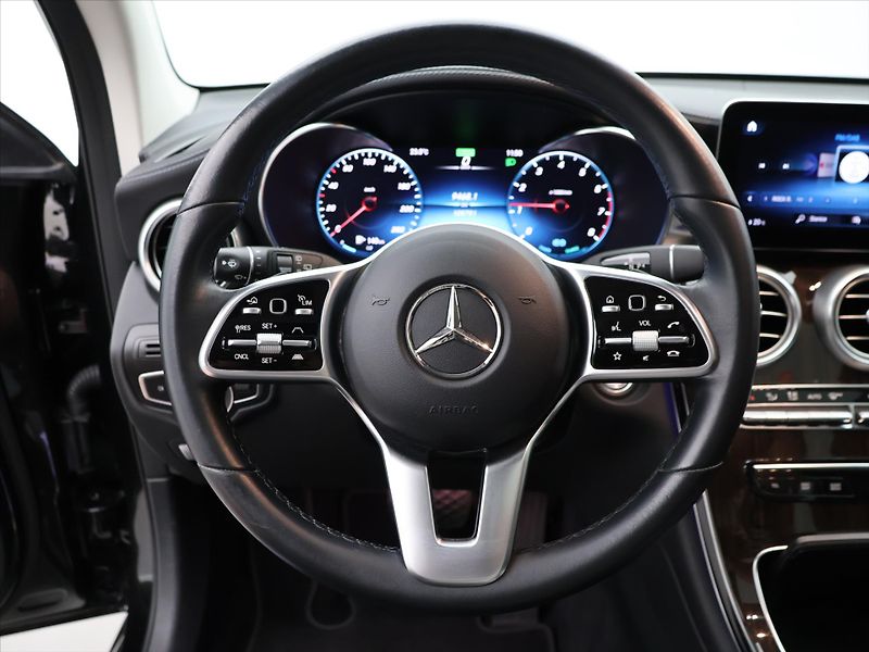 Mercedes-Benz GLC 2,0 200 4Matic DPH CZ 1.Maj. - fotka 20 z 41