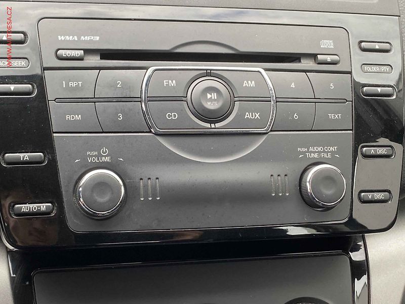 Mazda 6 (2010) 2.2 MZR-CD, AC, TZ, park - fotka 14 z 15
