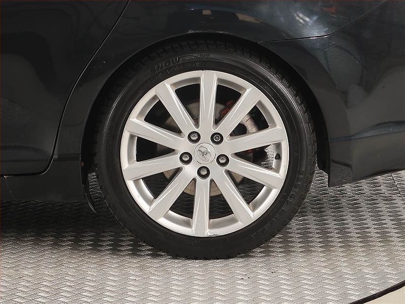 Toyota Avensis (2010) 2.2 D-4D, Automat, Xenony - fotka 15 z 18