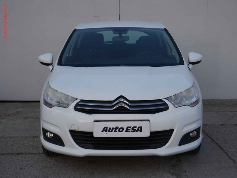 Citroën C4 (2013) 1.6 i - fotka 2 z 15