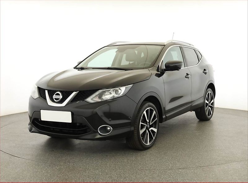 Nissan Qashqai (2015) Tekna 1.6 dCi, 4X4 - fotka 2 z 19