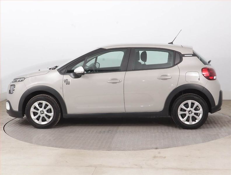 Citroën C3 (2023) 1.2 PureTech, Serv.kniha - fotka 3 z 14