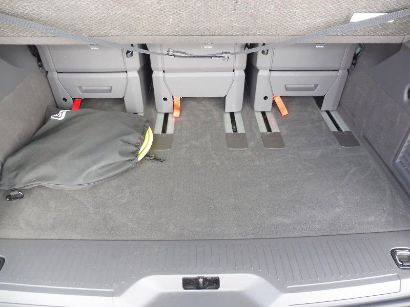 Volkswagen Multivan (2025) Long Life 1,5 TSI PHEV 180kW D - fotka 24 z 30