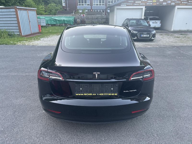 Tesla Model 3 LONG RANGE DUAL MOTOR SOH 96% - fotka 8 z 54