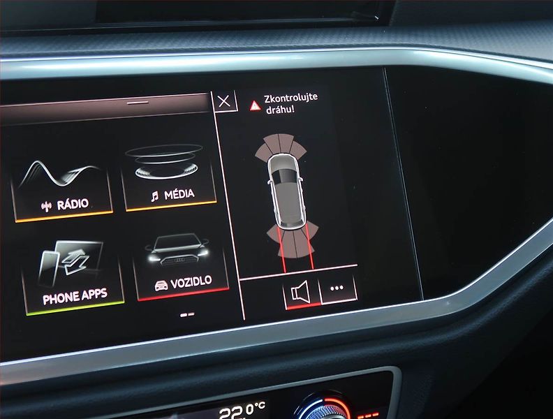 Audi Q3 (2020) 40 TFSI - fotka 23 z 25