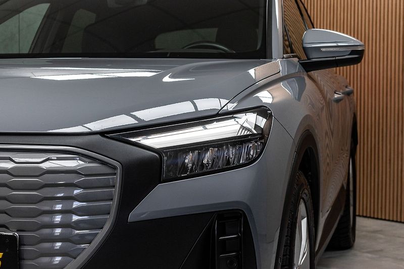 Audi Q4 e-tron 45*82kWH*QUATTRO*SoH92%*ČR 1.M - fotka 40 z 46