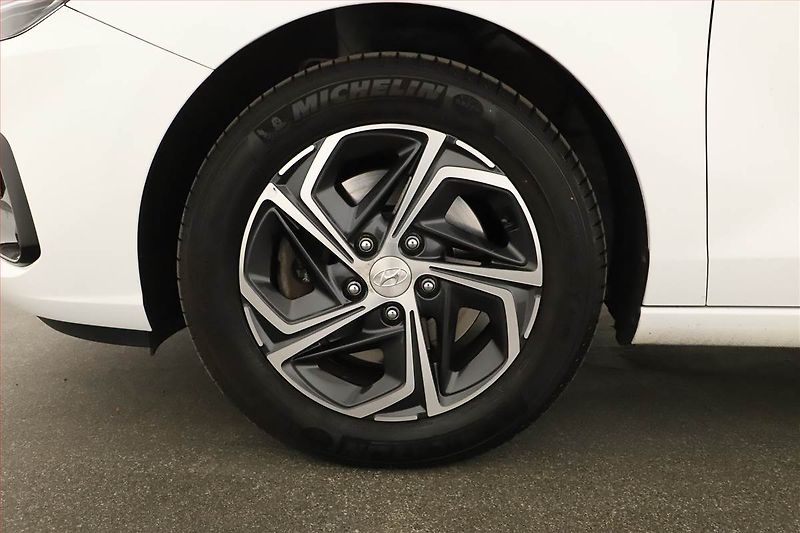 Hyundai i30 (2020) 1.5 DPI, ČR,1.maj, Serv.kniha - fotka 15 z 15