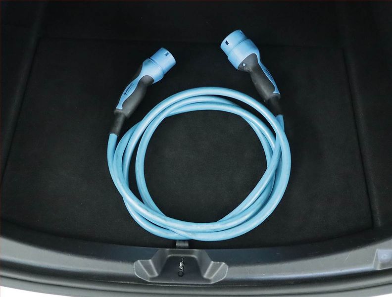 Tesla Model 3 (2019) Long Range 4WD 78kWh, SoH 83% - fotka 23 z 23