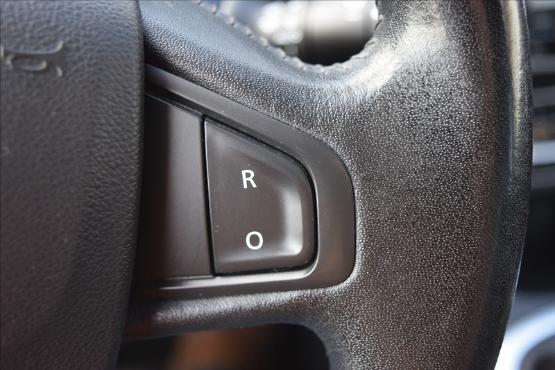Renault Scénic 1,5 DCi 81KW KLIMA NAVI - fotka 26 z 43
