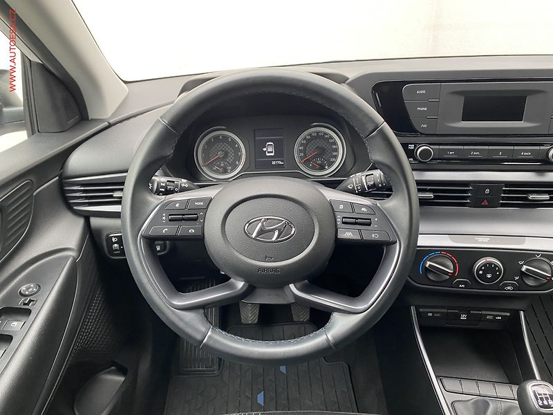 Hyundai i20 (2023) 1.2i, ČR, Comfort - fotka 11 z 15