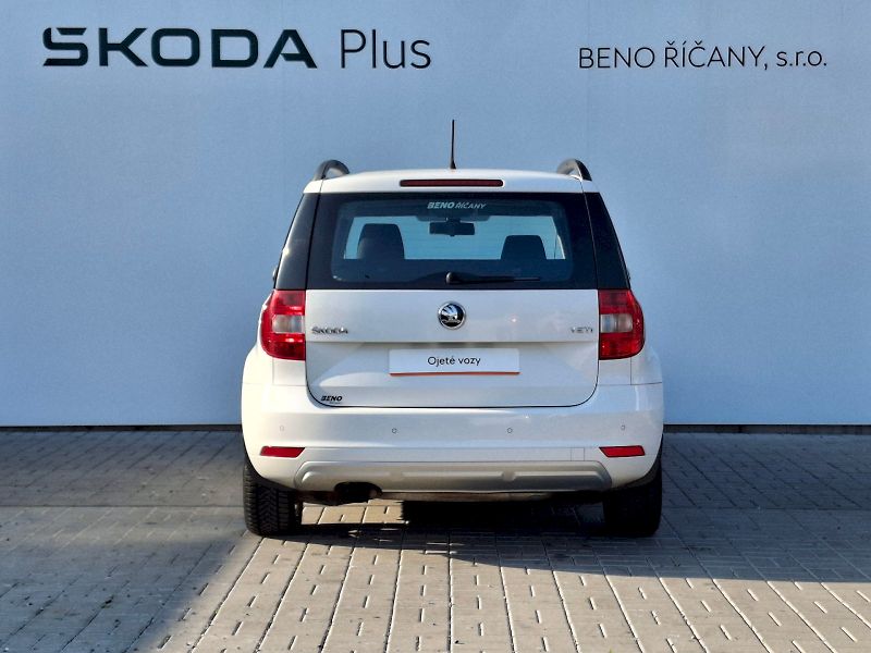 Škoda Yeti (2014) Active Plus DSG 1,2TSi 77kW - fotka 17 z 29