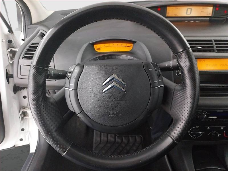 Citroën C4 (2008) 1.4 16V, Serv.kniha - fotka 15 z 15