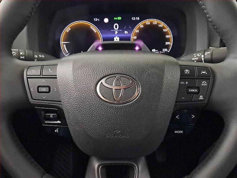 Toyota C-HR (2025) 2.0 Hybrid AWD - fotka 17 z 18