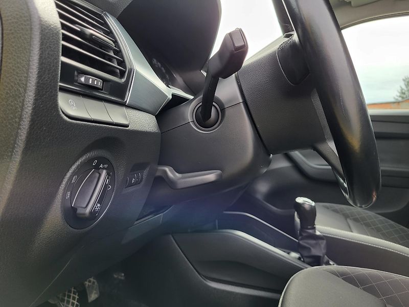 Škoda Fabia III FL 1.0 TSI 81kW AMBITION - fotka 28 z 48